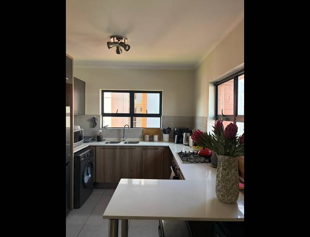 1 BEDROOM APARTMENT TO LET IN GLEN MARAIS